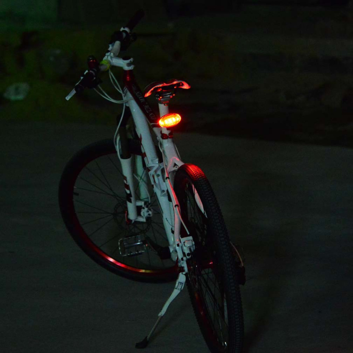 Lampa cu 5 LED pentru spate bicicleta, Esperanza Arion, 7 moduri iluminare, alimentare 2 x AAA, rosie [5]