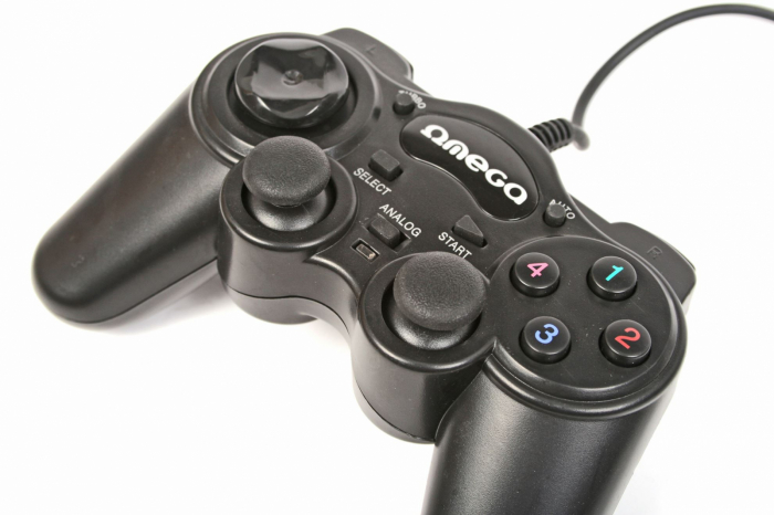 OMEGA GAME PAD INTERCEPTOR PC USB 41089 [5]