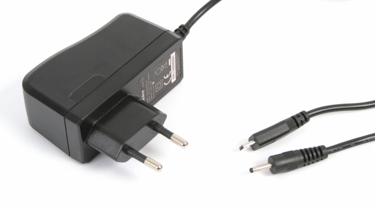 OMEGA TABLET WALL CHARGER 2 TIPS MICRO USB & 2,5MM [41836] [6]
