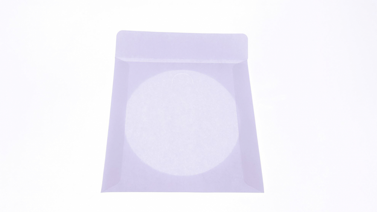 Plic CD cu fereastra Omega 56862 , hartie 80g/mp 100 buc / set [9]