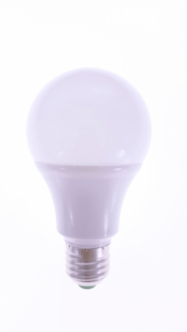 Lumina RGB - Bec Led Bulb E27 9W RGB cu telecomanda