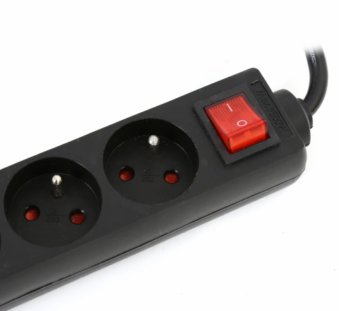 Cablu prelungitor Fiesta alimentare retea 1.5m cu 5 prize 250V /10A , cu intrerupator, negru [9]