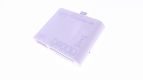 Cititor Carduri USB 2.0 - Cititor Carduri 3 in 1 pt. ipad mini special pentru transfer de poze , portul USB suporta tastatura externa