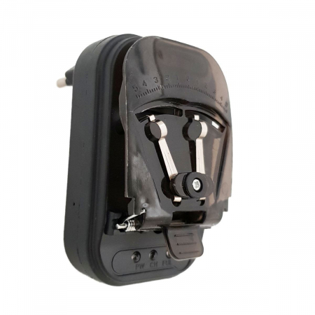Incarcator USB - Incarcator universal MCT3000,acumulatori Li-Ion,Li-Polymer,la retea,negru