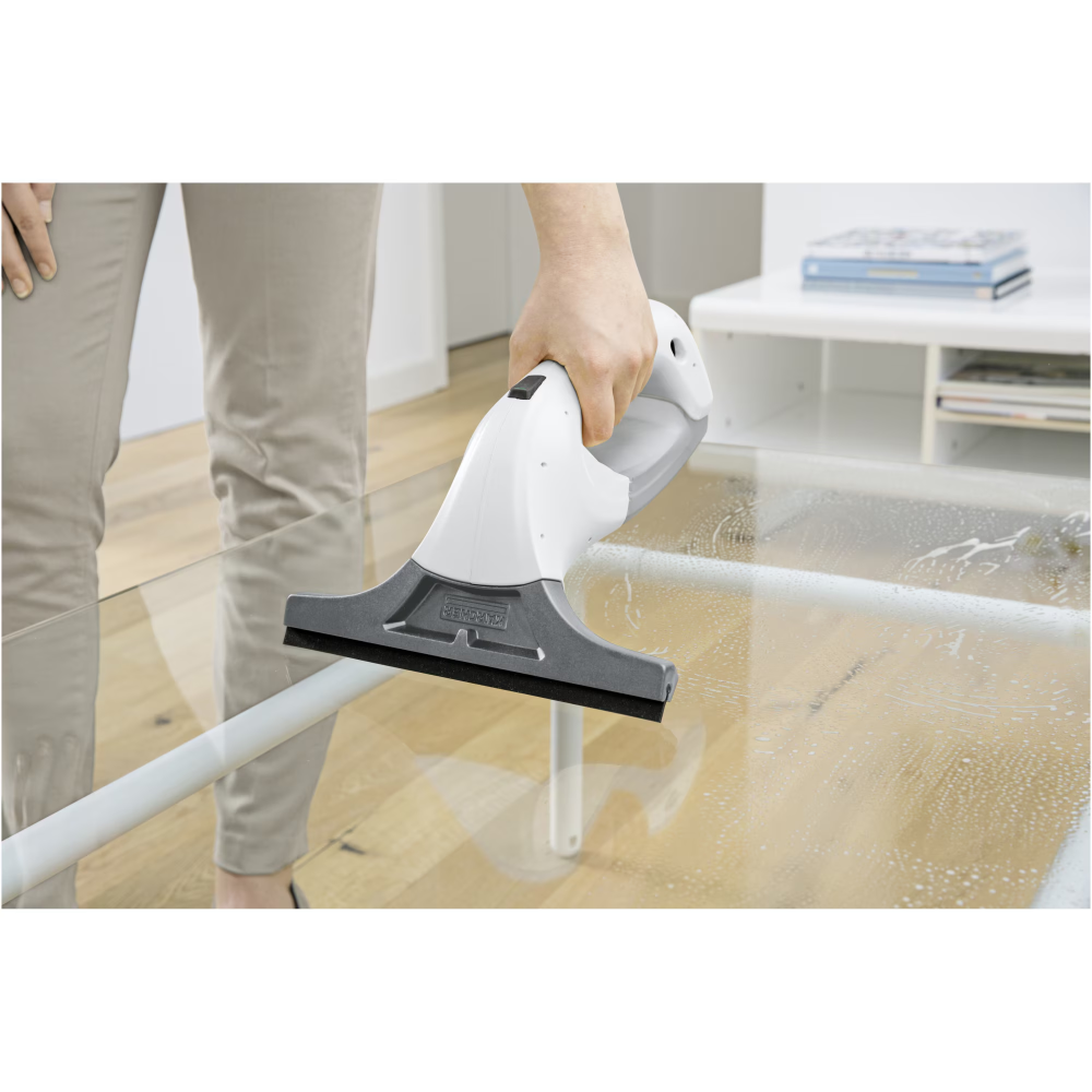Aspirator pentru geamuri Karcher WV 1 Plus, autonomie 25 min, randament max. 70 m², rezervor 100 ml, recipient pulverizator cu laveta din microfibra, detergent concentrat 20 ml, incarcator, 1.633-608. [3]