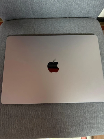 LAPTOPURI SI MONITOARE RESIGILATE - Apple MacBook Air M3 SSD256, 8 GB RAM, Grey (RESIGILAT)