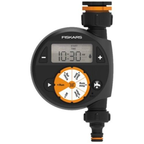 FIERASTRAIE SI POLIZOARE UNGHIULARE - Programator pentru irigare/udare Fiskars 1054791, 1 iesire,durata irigare 1 - 360 minute,ecran LCD,functioneaza cu baterii