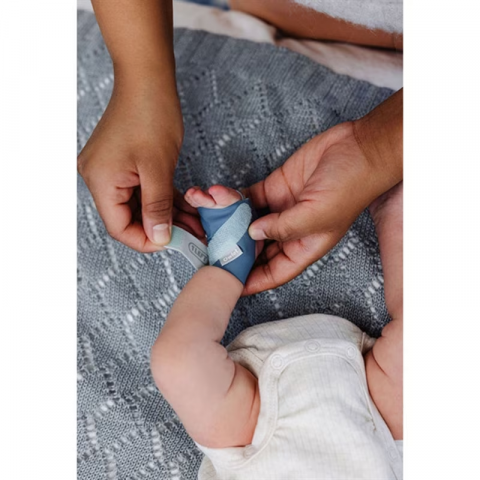 Soseta inteligenta pentru monitorizarea bebelusului Owlet Smart Sock 3 Bedtime Blue [3]