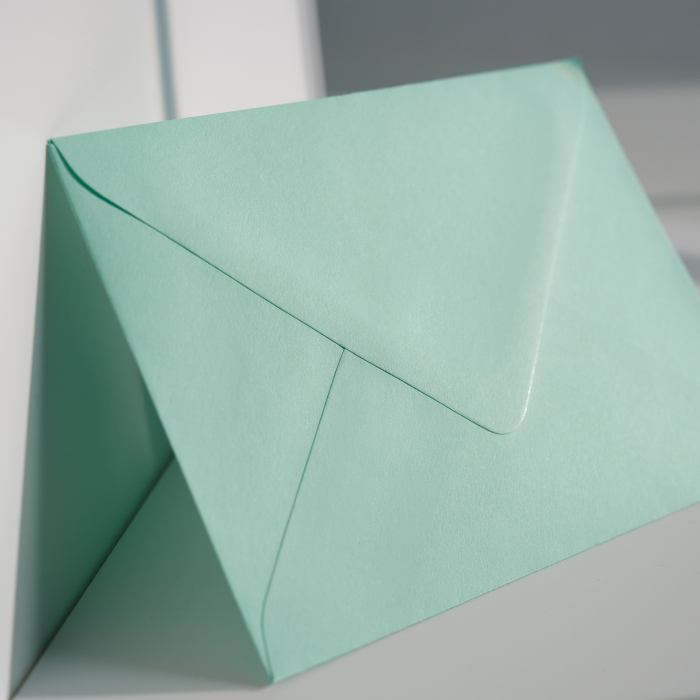 Plic C6 verde pal, plic verde pastel pentru invitații, plic verde deschis elegant [2]