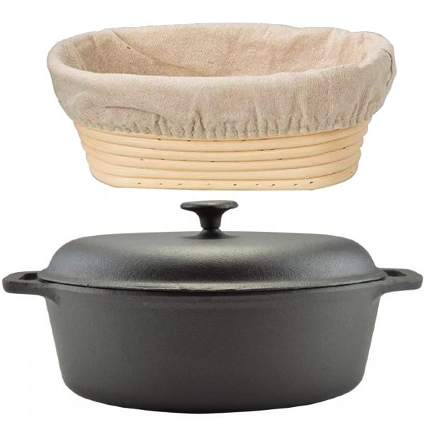 Oala pt rata din fonta de 8.5 litri + cos de ratan [2]