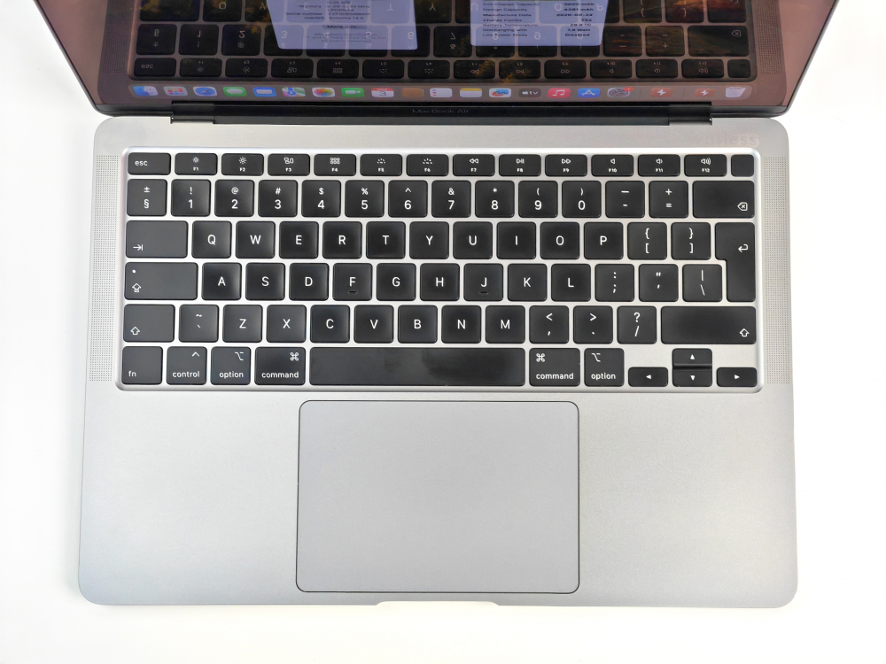 Apple MacBook Air Retina 13" A2179 2020, i3 1.1Ghz, 8Gb, 256Gb, OS Sonoma, Space Gray [3]