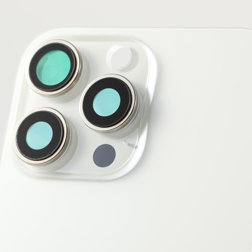 Capac spate sticla iPhone 16 Pro Max cu magnet, fara NFC, culoare White Titanium [3]