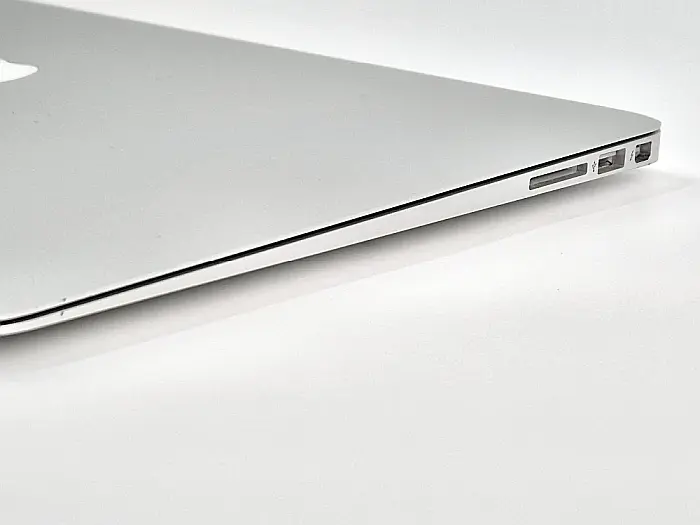 Apple MacBook Air A1466 13-inch 2015, i5 1.6 Ghz, 8GB, INT, OS Monterey [6]