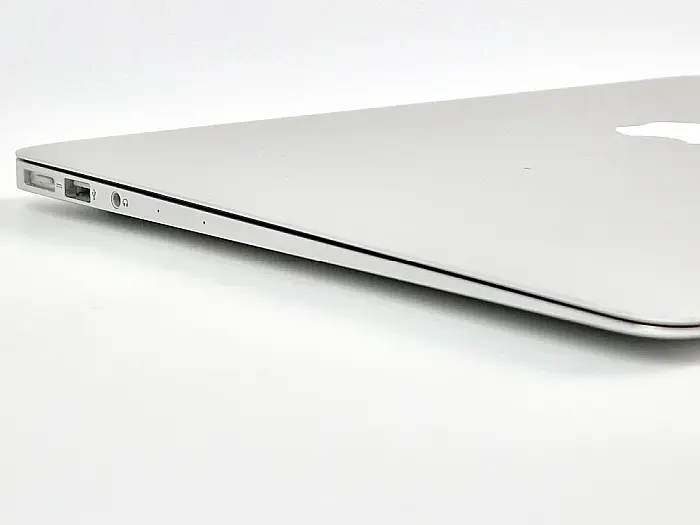 Apple MacBook Air A1466 13-inch 2015, i5 1.6 Ghz, 8GB, INT, OS Monterey [8]