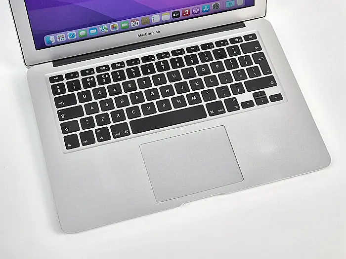 Apple MacBook Air A1466 13-inch 2017, i5 1.8 Ghz, 8GB, INT, OS Monterey [5]