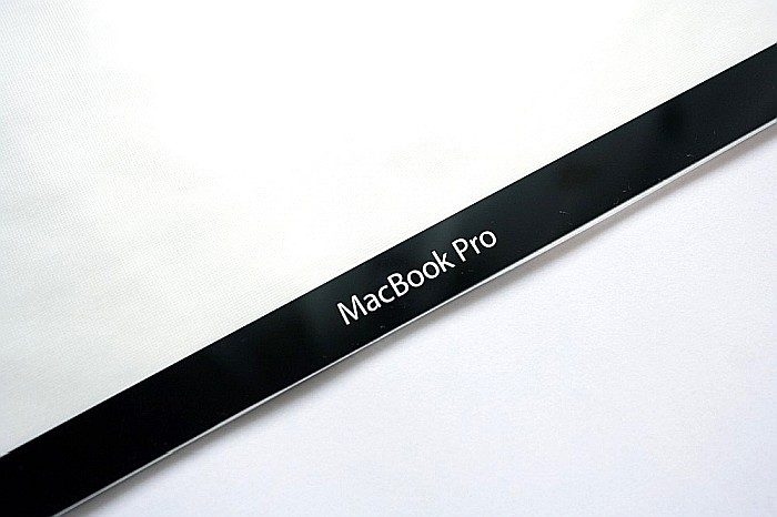 Sticla Macbook Pro A1286 15″ 2008 - 2012 [3]
