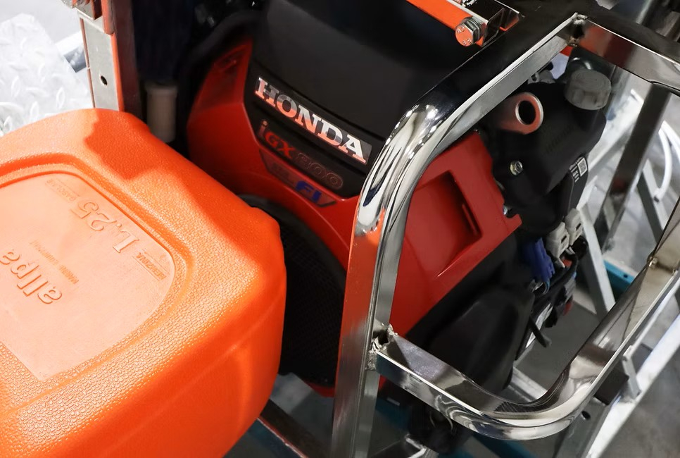 Finisor profesional pentru beton (elicopter) B-MAC BM952S [2]