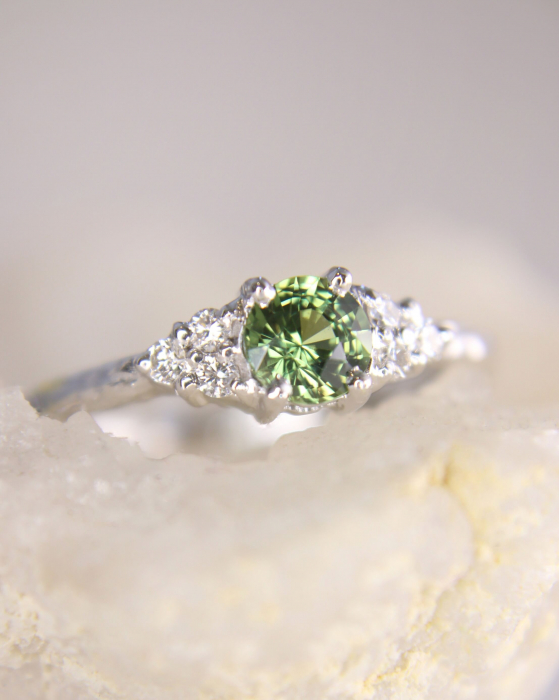 Inel de logodnă Cybel - Aur Alb 14K cu Safir Verde și Diamante [3]