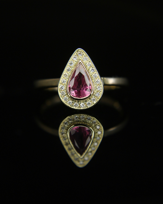 Inel Meissa - Aur Galben 18K cu Safir Roz si Diamante Naturale [3]