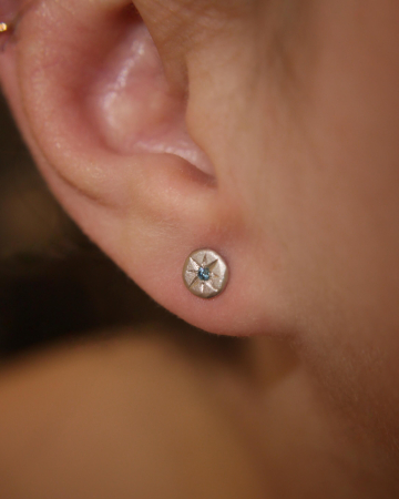 Cercei Eris - Aur Alb 14K cu Diamante, Safire sau Smaralde [5]