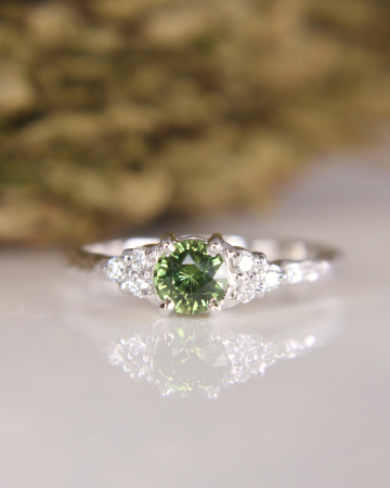 Inel de logodnă Cybel - Aur Alb 14K cu Safir Verde și Diamante [1]
