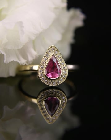 Logodnă - Inel Meissa - Aur Galben 18K cu Safir Roz si Diamante Naturale