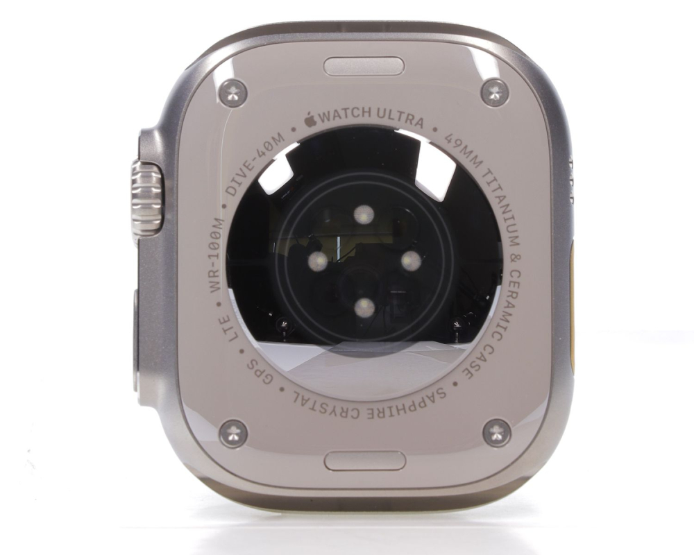 Apple Watch Ultra 3, Natural Titanium, 49MM [4]