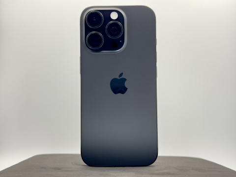 iPhone 16 Pro Max, Black Titanium [2]