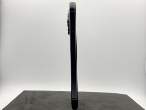 Apple iPhone 16 Pro Max, 256GB, Black Titanium, Aproape nou [3]
