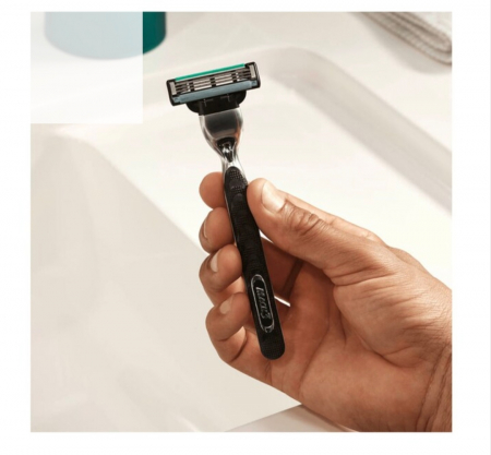Gillette Mach 3 Aparat de Ras cu Rezervă - Precizie și Confort [2]