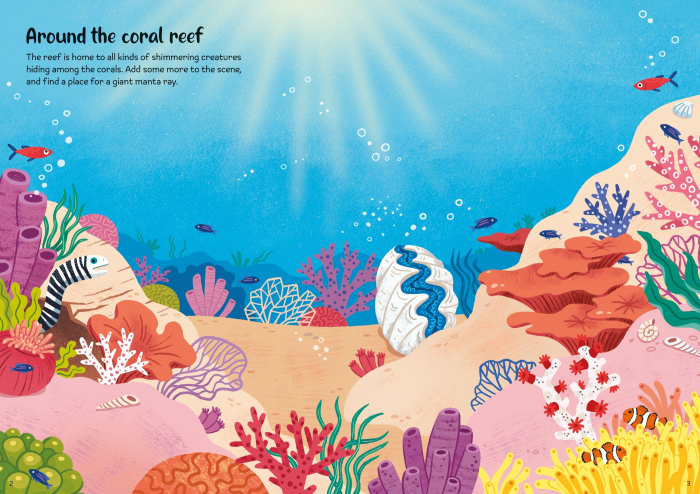 9781835404317 Usborne Sparkly Sea Creatures Sticker Book [4]