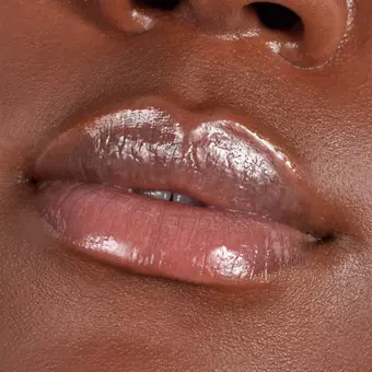 020 Plump It Up Lip Booster Catrice [5]