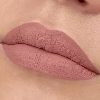 04 Ruj lichid 8h MATTE Essence [3]