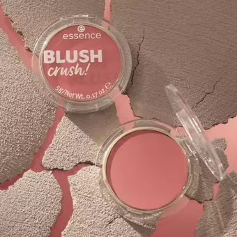 Fard de obraz 20 BLUSH crush! Essence [5]