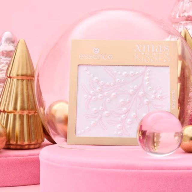 Perle pentru față xmas KiSSES Essence 62 buc. [2]