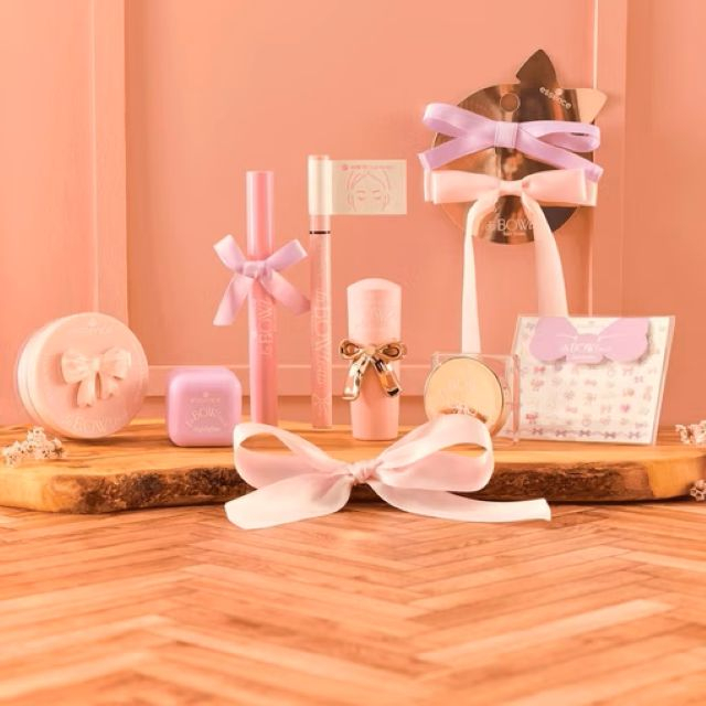 Clipsuri pentru păr FaBOWlous Essence 2 buc. [4]