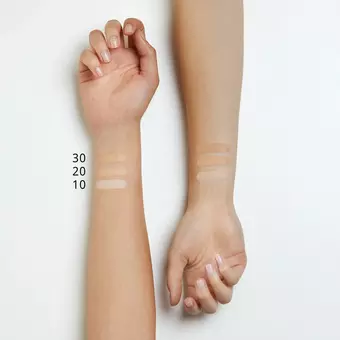 Corector COVERstick Essence 20 [2]