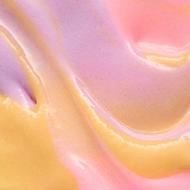 Exfoliant de buze cu zahăr Lip swirl 01 Essence 8 g [2]