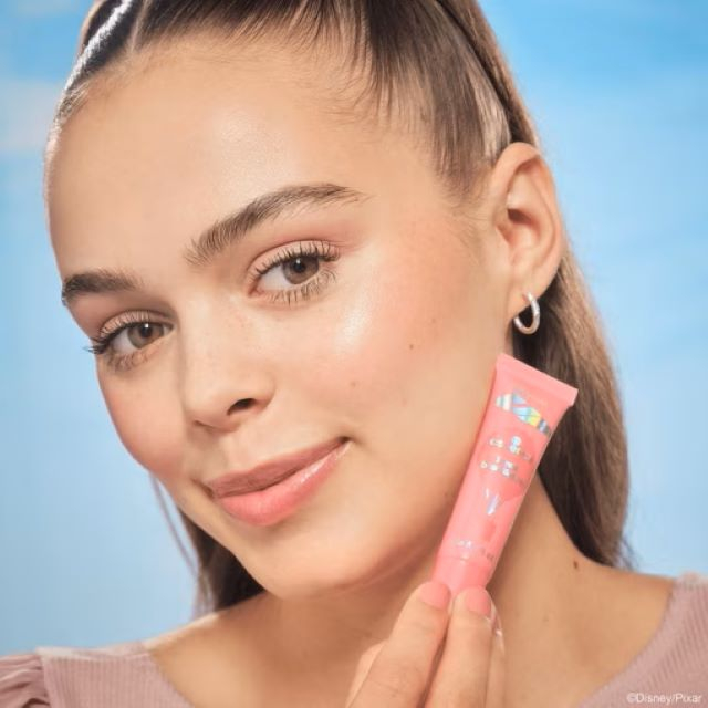 Fard de obraz/iluminator lichid Disney Pixar Up Essence 13.5 ml [3]