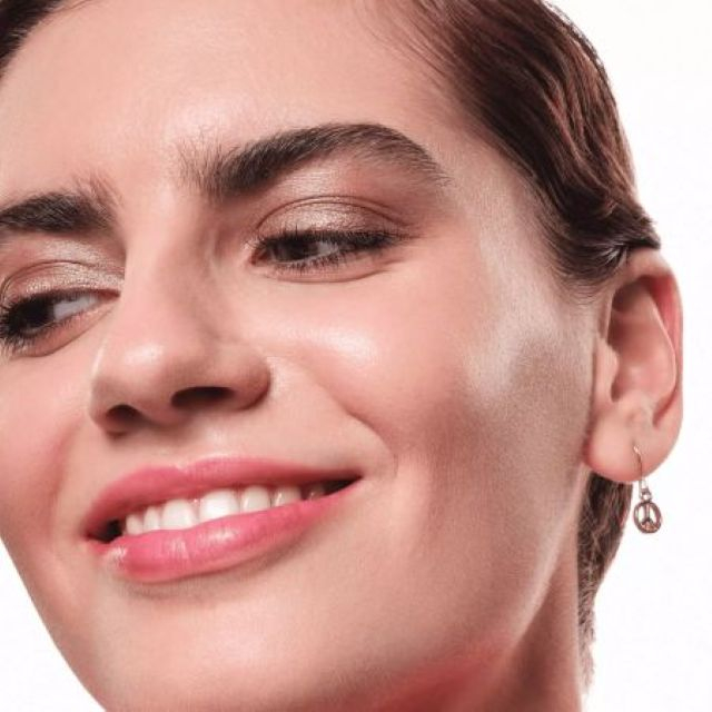 Fard de pleoape cremă 03 Oyster Essence 5 g [3]