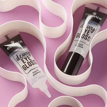 Fard de pleoape lichid Dewy EYE GLOSS Essence [5]