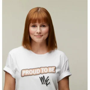 Fond de ten hidratant Pretty Natural 010 [4]