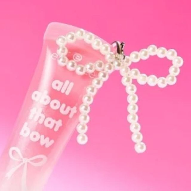 Luciu de buze cu peptide All about that bow Essence 13.5 ml [2]