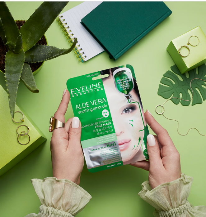 Masca calmanta si revigoranta cu aloe vera 8 in 1 [2]