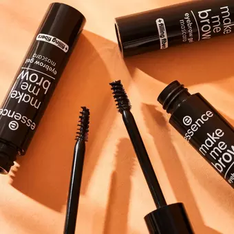 06 Mascara pentru sprancene MAKE ME BROW Essence [2]