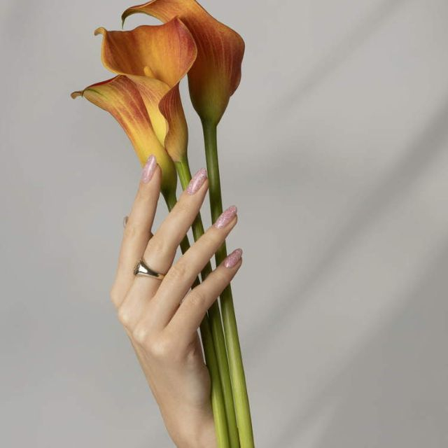 Ojă semipermanentă Roz Born To Be Myself Neo 7.2 ml [4]