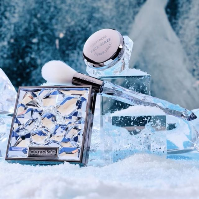 Pensulă pentru iluminator ARCTIC ILLUSION Catrice [2]