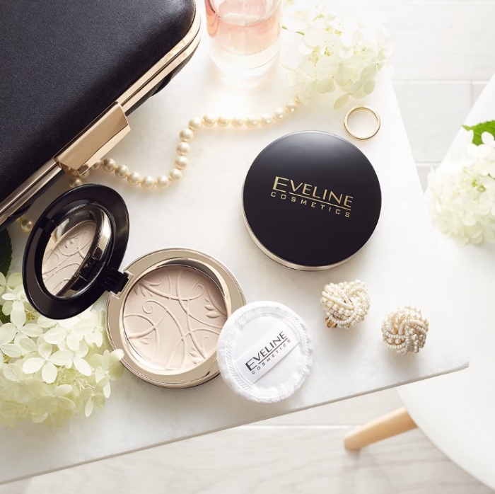Pudra compacta cu minerale Celebrities Beauty Eveline [2]