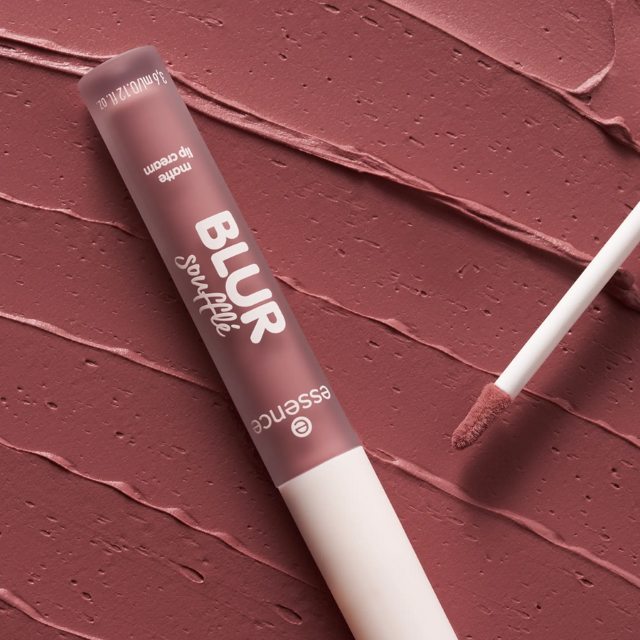 Ruj cremă mat 06 Pillow Talking BLUR souffle matte Essence 3.6 ml [2]
