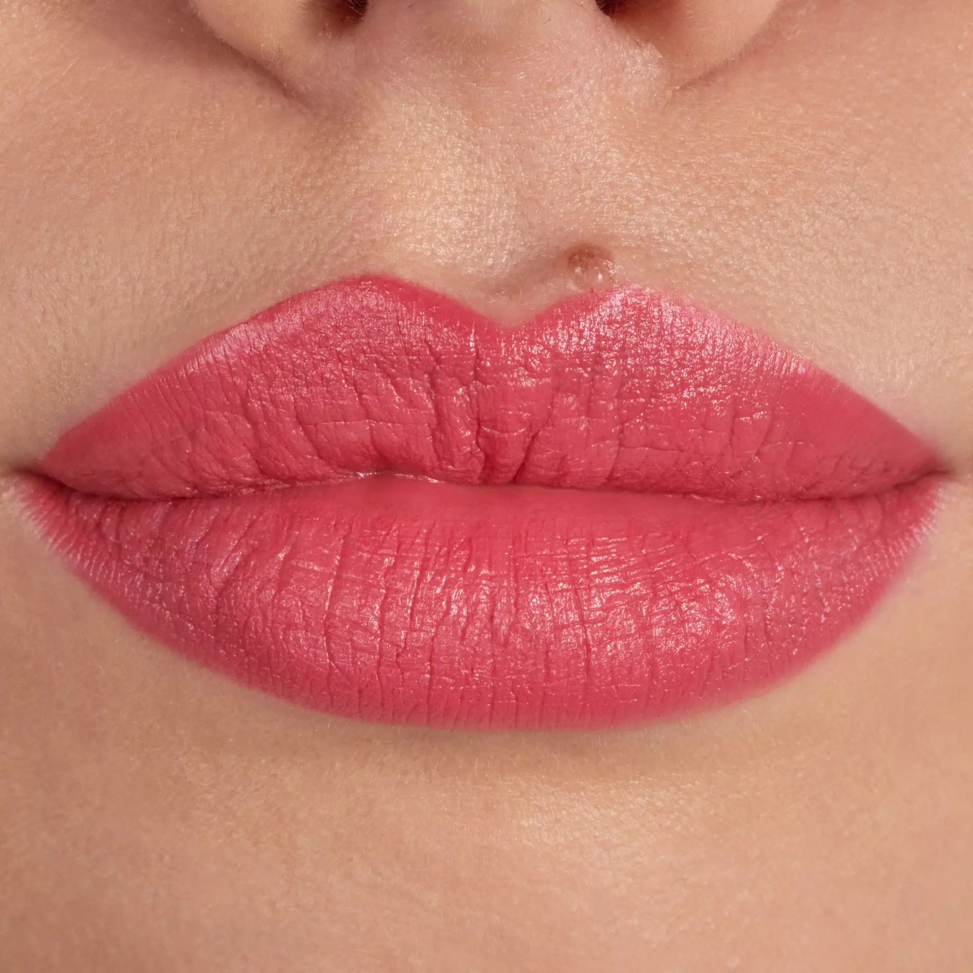 Ruj Scandalous Matte Catrice [3]